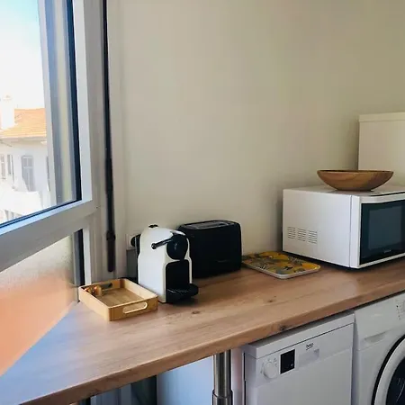 Apartment Spacieux Climatise Coeur De Et Calme, Raphael *